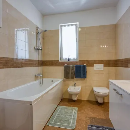 Apartment Jadranska Novigrad (Istria)